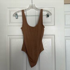 Aritzia Babaton Camel Ribbed Bodysuit XS